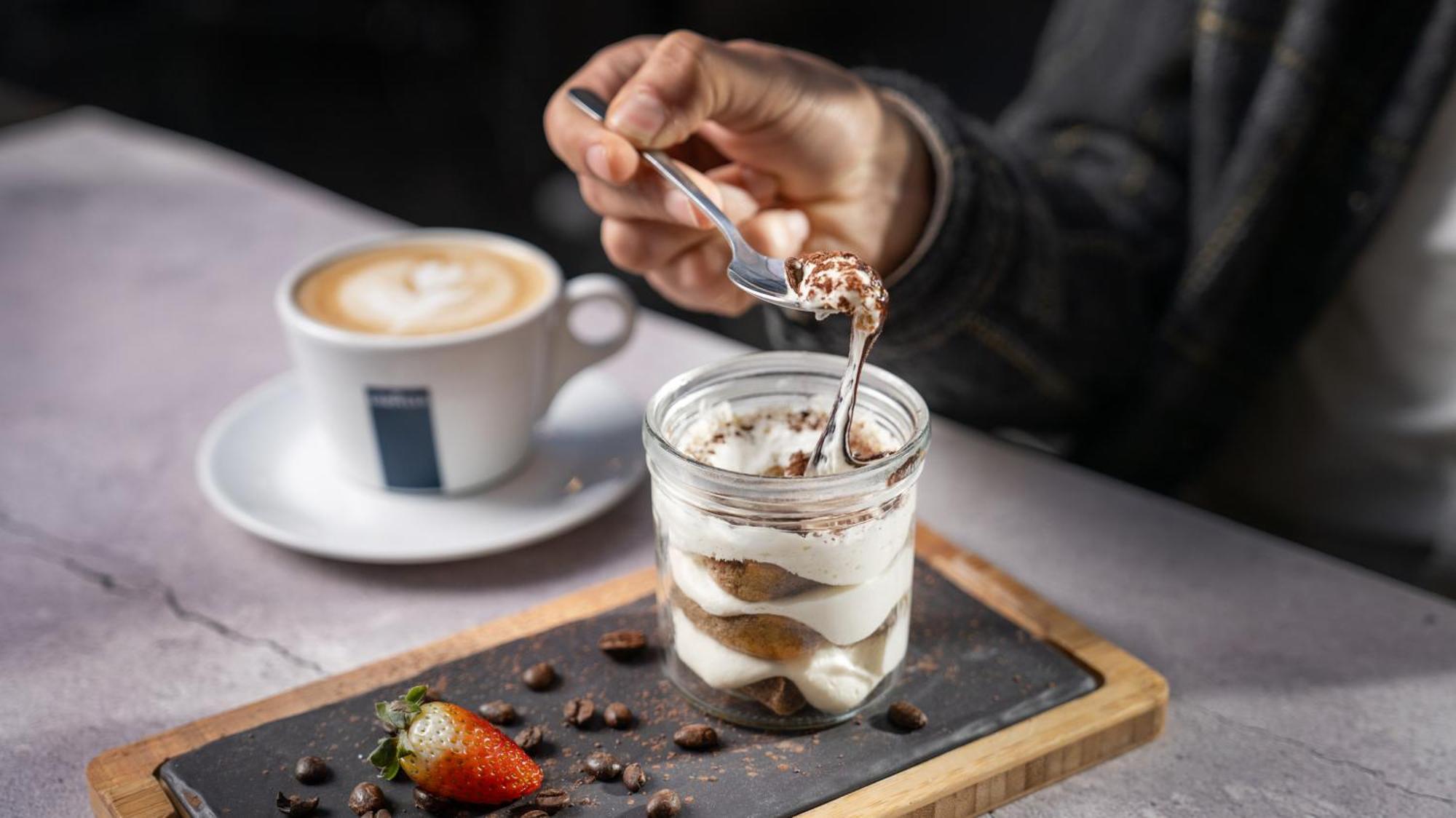 The Abdali Boulevard Hotel Amman Ngoại thất bức ảnh A chocolate parfait