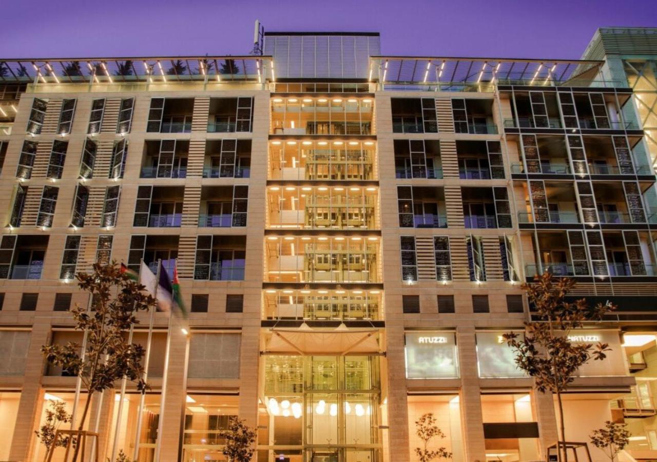 The Abdali Boulevard Hotel Amman Ngoại thất bức ảnh The hotel at night